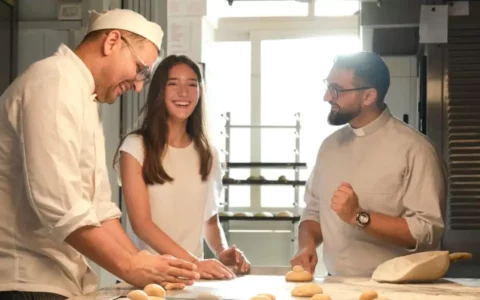 Uniti nel dono: sosteniamo i nostri sacerdoti!